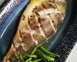 “清蒸”黃花魚的做法 步驟2