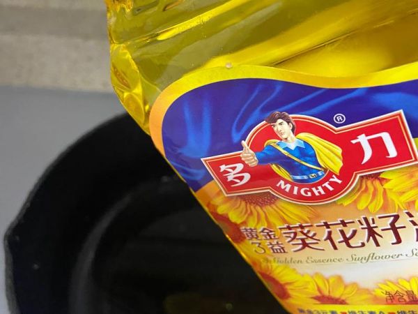 純奶手撕吐司的做法 步驟1
