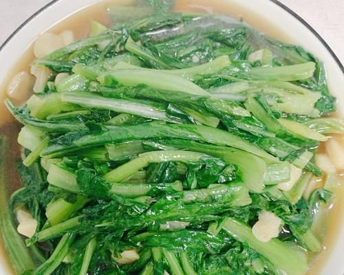 蒜蓉炒油麥菜，營(yíng)養(yǎng)美味的家常菜（以健康為主）