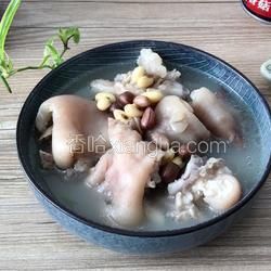 黃豆花生燉豬蹄的做法[圖]