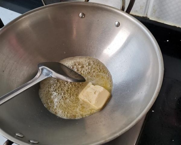純奶手撕吐司的做法 步驟1