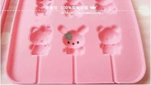 3D立體卡通巧克力棒棒糖的做法 步驟1