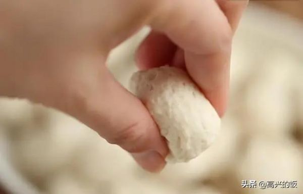 鸡胸肉还能这样吃？做成丸子健康又美味