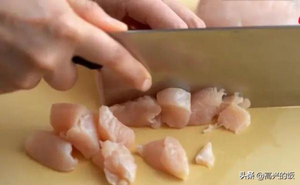 鸡胸肉还能这样吃？做成丸子健康又美味