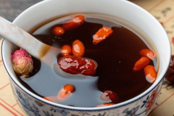 姜枣茶一年四季都可以喝吗，一年四季一般都能饮用