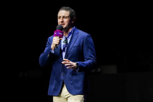 MitoQ CEO、新中贸易协会理事Mahara Inglis