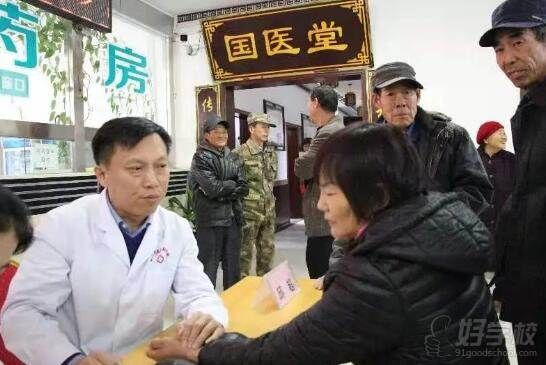 邱超