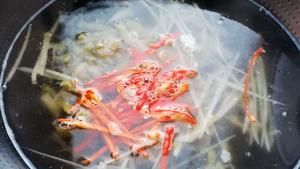 自己压面条，劲道又营养丨清汤蔬菜面 · 圆满素食的做法 步骤3