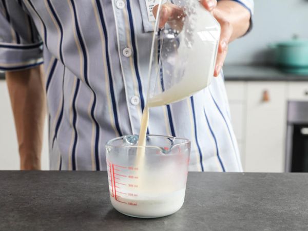 純奶手撕吐司的做法 步驟1