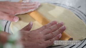 擀面和排气的方法的做法 步骤6