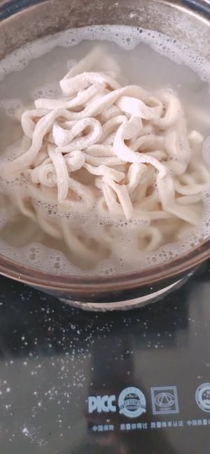 家庭版鸡蛋手擀面！的做法 步骤5