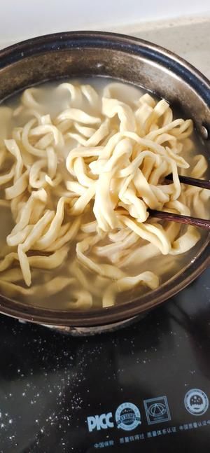 家庭版鸡蛋手擀面！的做法 步骤6
