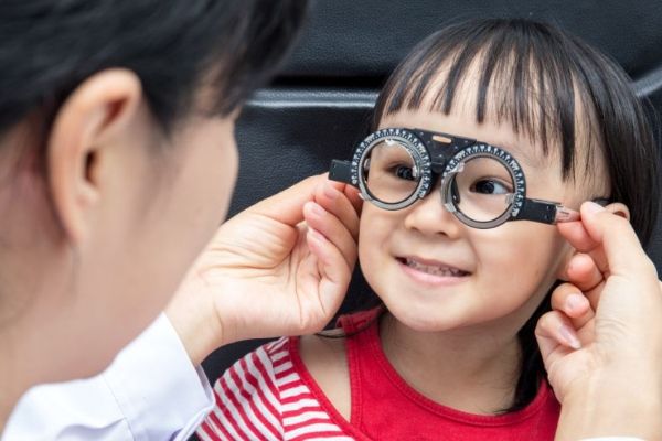 伊春割双眼皮手术费用大概多少 伊春2025正规割双眼皮价格表