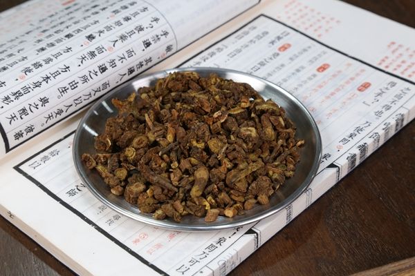 猛撞18黄芩片主要治什么病 适用症列表及禁忌症说明