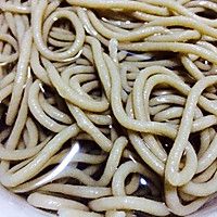 传统哨子荞麦饸饹面的做法图解3