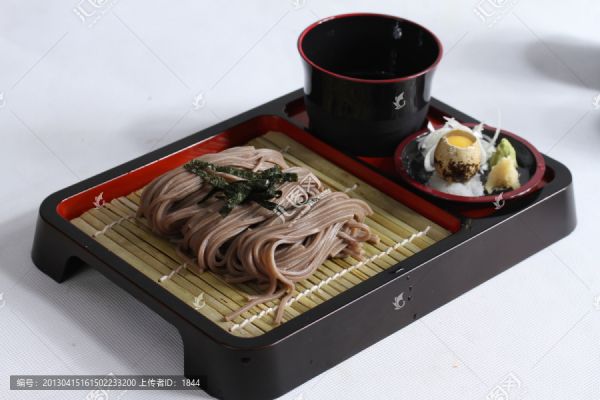 日式冷荞麦面乌冬面