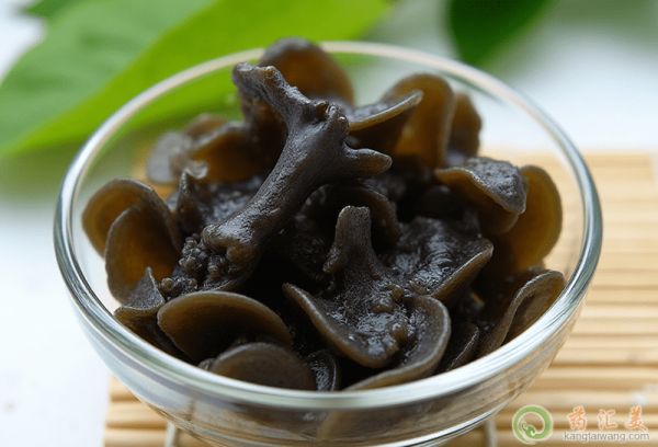 木耳的功效与作用