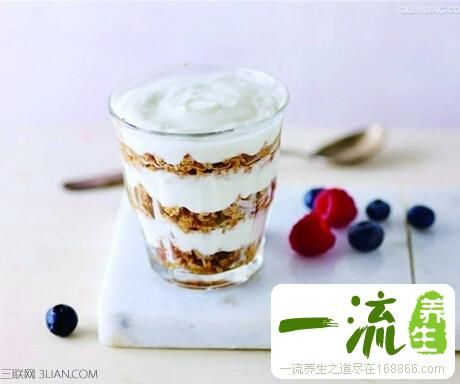 怎样喝酸奶美容又健康