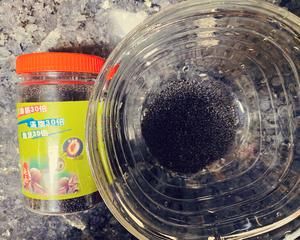 减脂餐【奇亚籽牛奶水果麦片】#饱腹感超强滴#的做法 步骤1