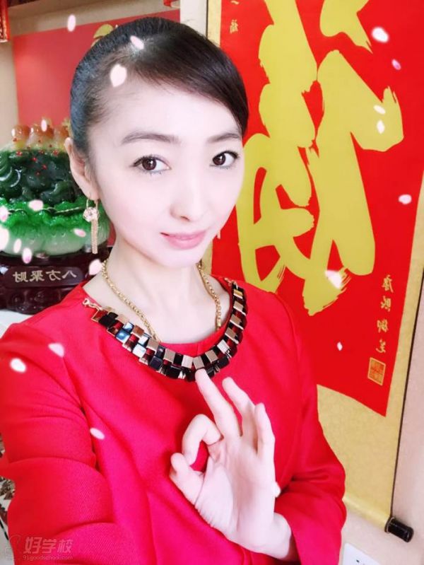 董哲