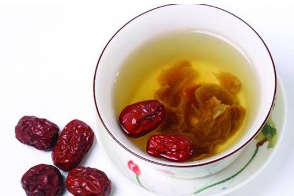红枣泡水喝的9大禁忌，红枣泡水有哪些禁忌