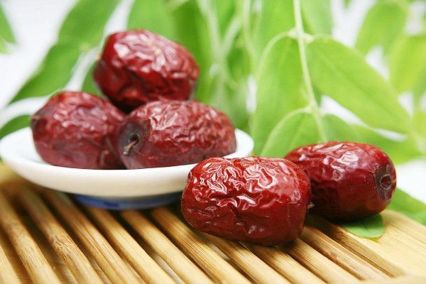 红枣泡水喝的9大禁忌，红枣泡水有哪些禁忌