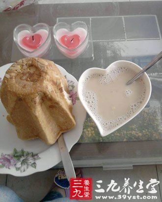 早餐食谱大全 4款中外合璧营养餐