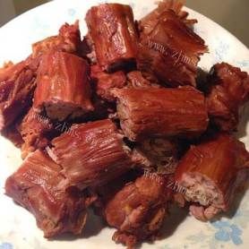 家常的香辣鸭脖子