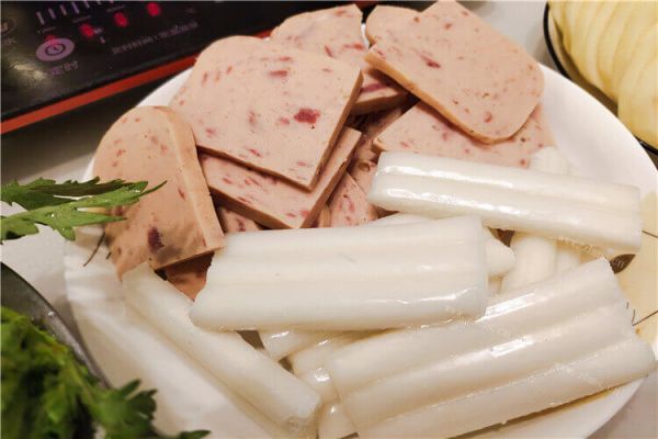 一盘炒年糕大概多少克？我想计算热量