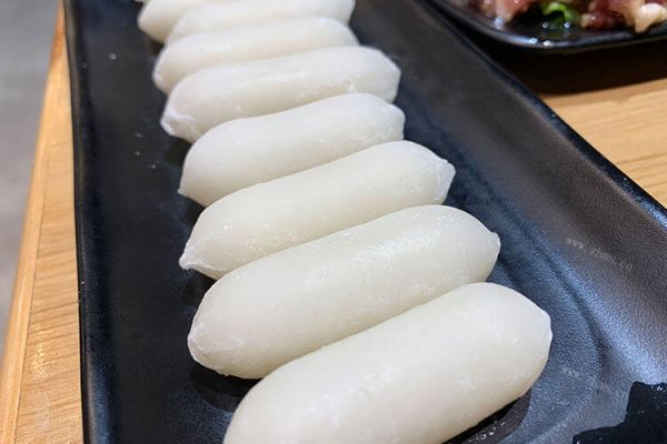 一盘炒年糕大概多少克？我想计算热量