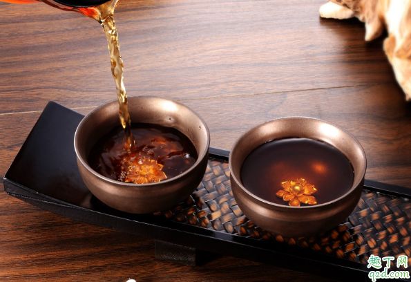 茶具有茶垢怎么清洗 茶具有味咋清洗1