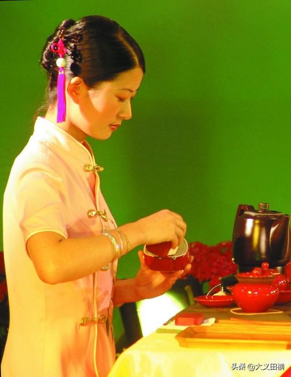 中国传统绿茶的冲泡技艺——传统壶泡法