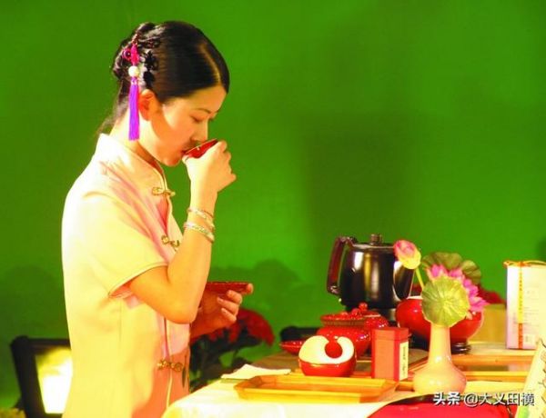 中国传统绿茶的冲泡技艺——传统壶泡法