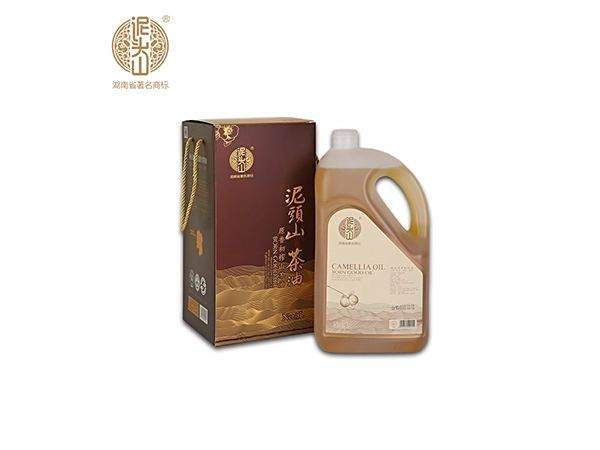 如何选购山茶油