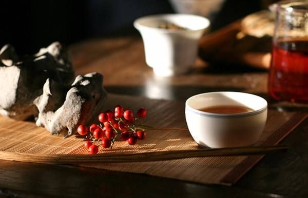 如何清除茶垢？