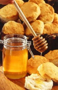 燕窝蜂蜜的全方位益处：营养、功效与实用指南