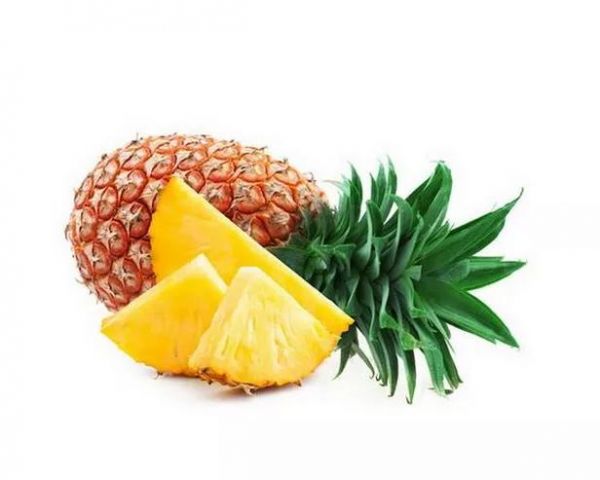菠蘿營養(yǎng)豐富，菠蘿煮水喝是“天然止咳良方”，還能消減脂肪