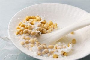 給寶寶添加輔食需注意四過