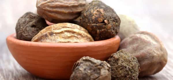 Triphala:它是什么、好处、用途和副作用