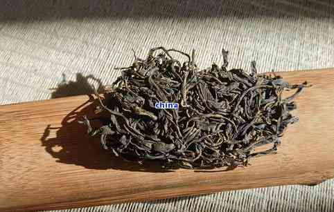 喝茶叶可以助消化吗，探讨茶叶的消化作用：喝茶叶真的能助消化吗？