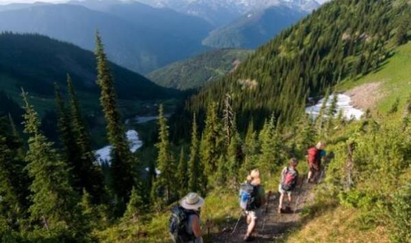 徒步登山的意義