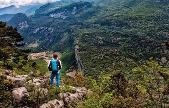 徒步登山的意義
