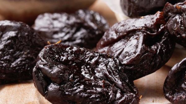 西梅干的功效与作用、禁忌和食用方法