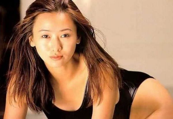 被富商糟蹋的6大女星