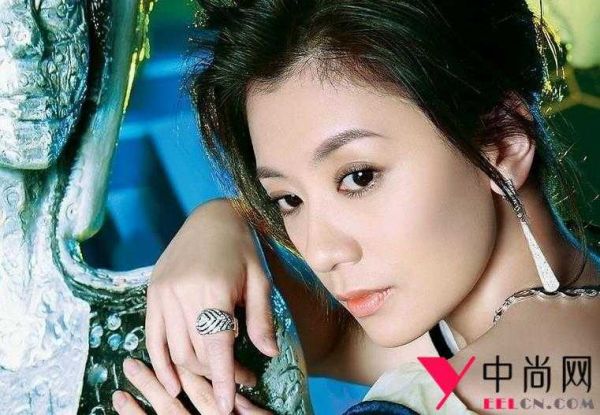 被富商糟蹋的6大女星