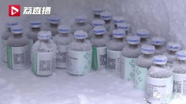 女孩过度减肥瘦到仅剩50斤，垂危之际靠粪菌救了一命！