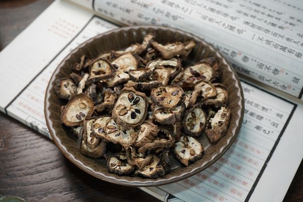 预知子的3个功效与作用 预知子三类人不宜吃