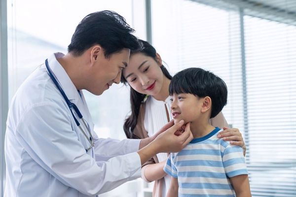 小孩几岁能确诊自闭症