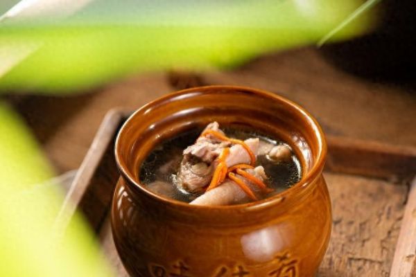 俗话说“肉管三天，汤管一切”，这五道养生汤，提高免疫力，鲜美有营养