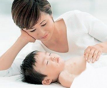 4种安抚宝宝方法需正确使用
